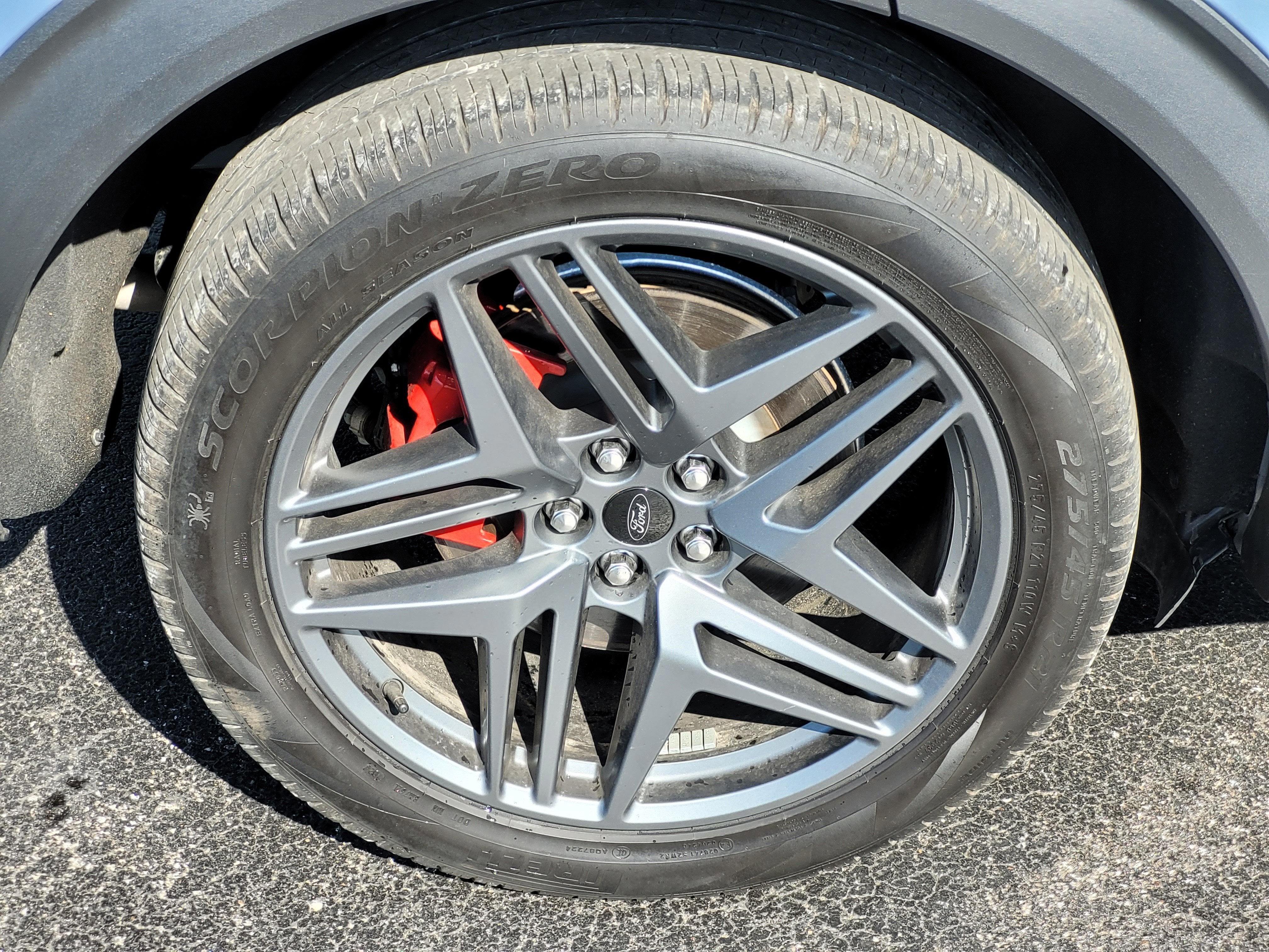2025 Ford Explorer ST