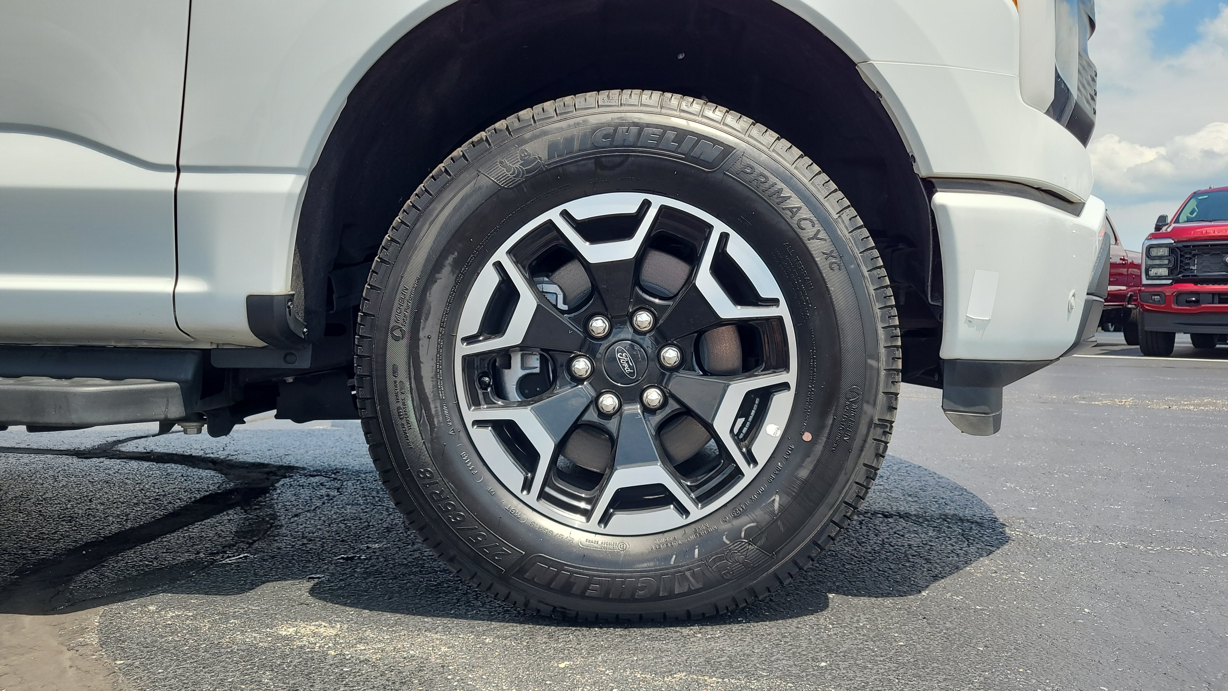 2023 Ford F-150 Lightning XLT