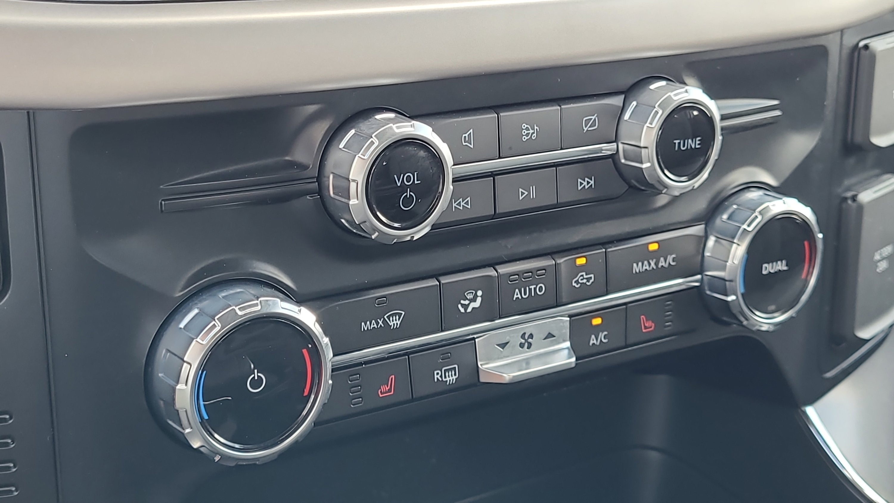 2023 Ford F-150 Lightning XLT