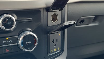 2023 Ford F-150 Lightning XLT