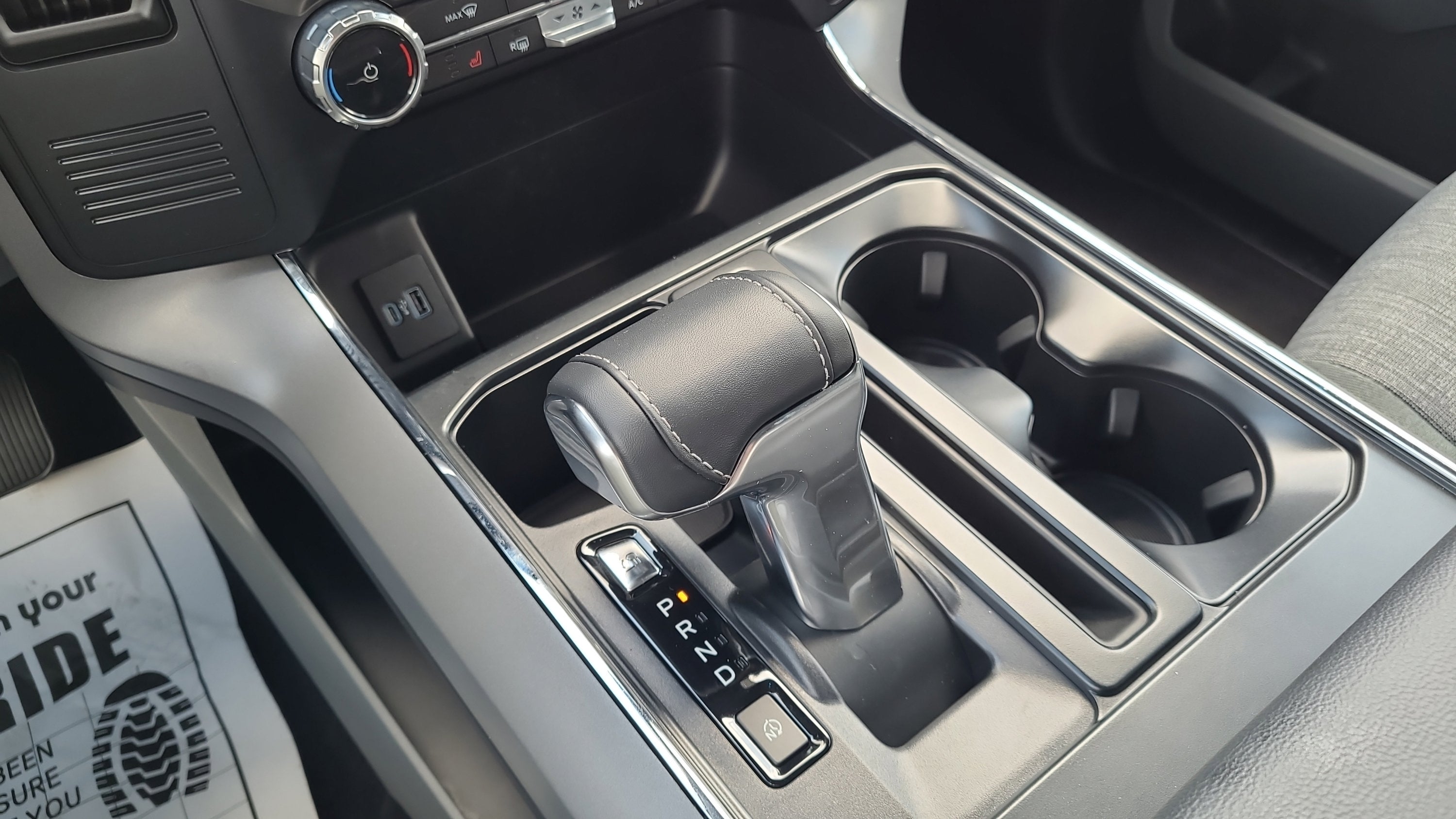 2023 Ford F-150 Lightning XLT