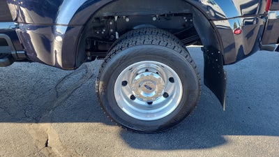 2025 Ford F-450SD Platinum DRW