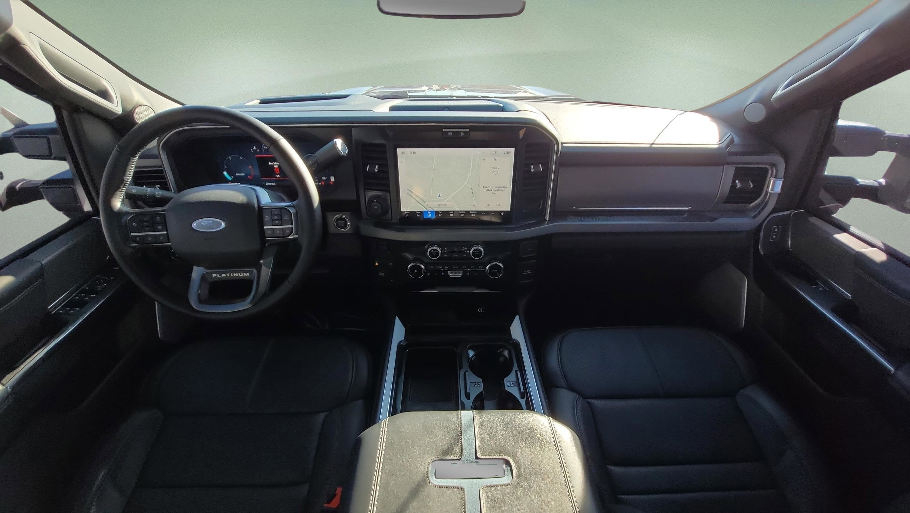 2025 Ford F-450SD Platinum DRW