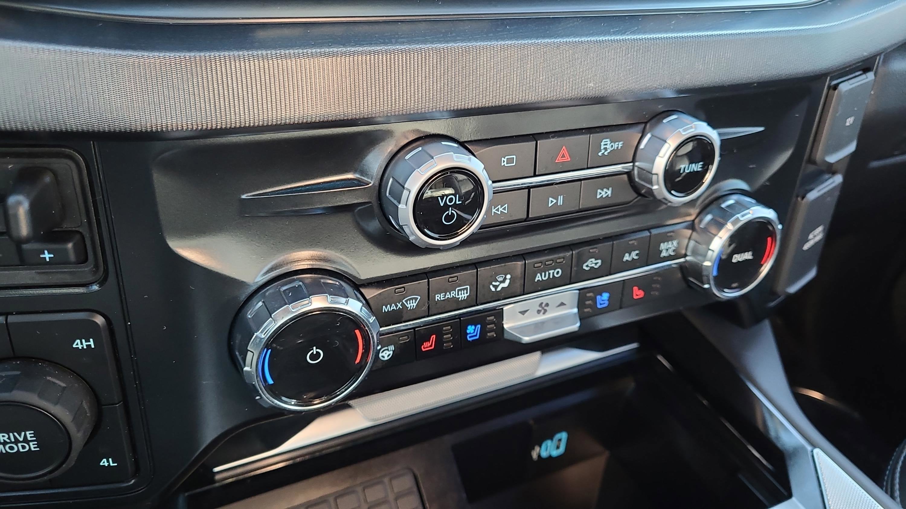 2025 Ford F-450SD Platinum DRW