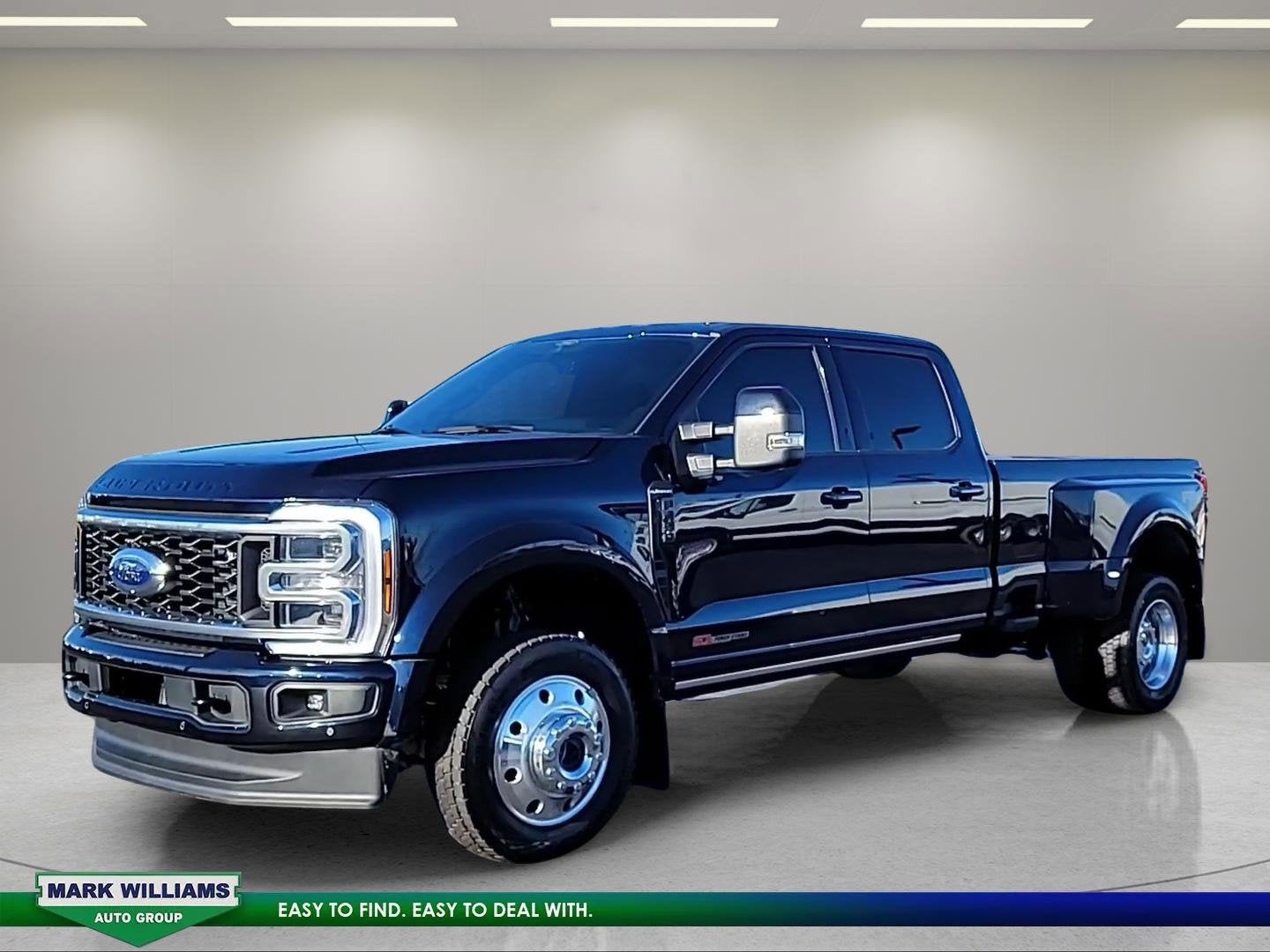 2025 Ford F-450SD Platinum DRW