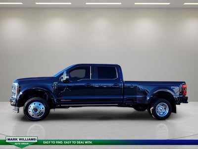 2025 Ford F-450SD Platinum DRW