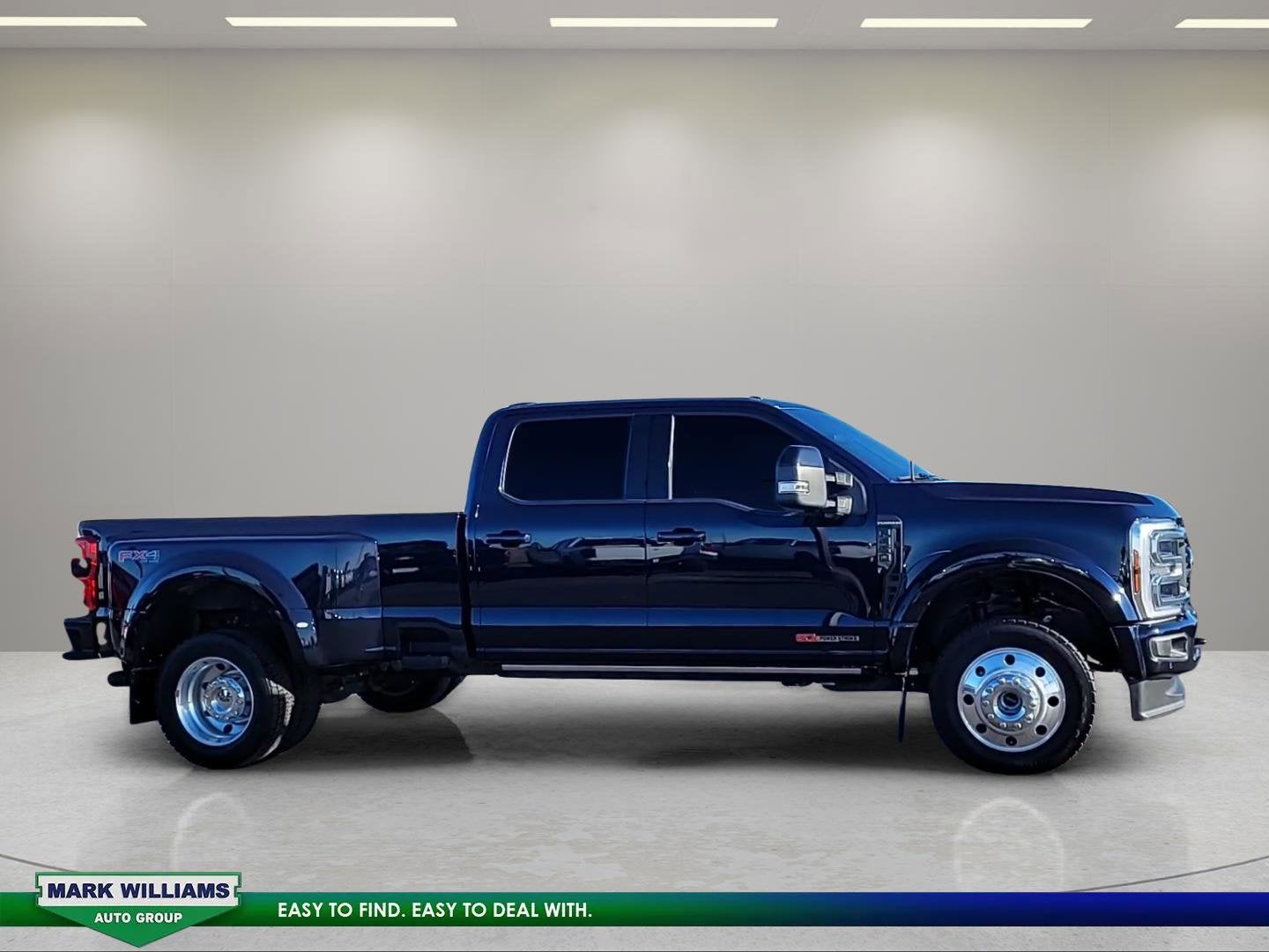 2025 Ford F-450SD Platinum DRW