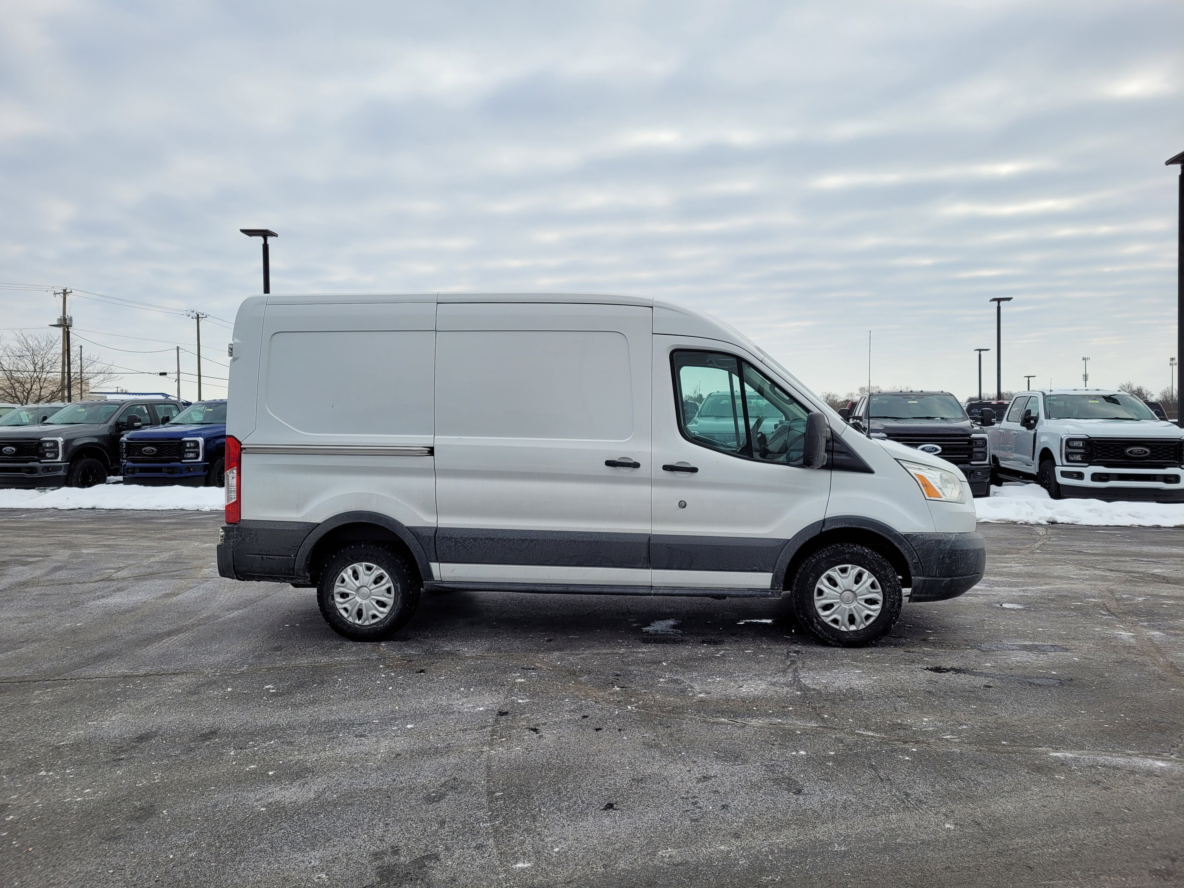 2015 Ford Transit-250 Base