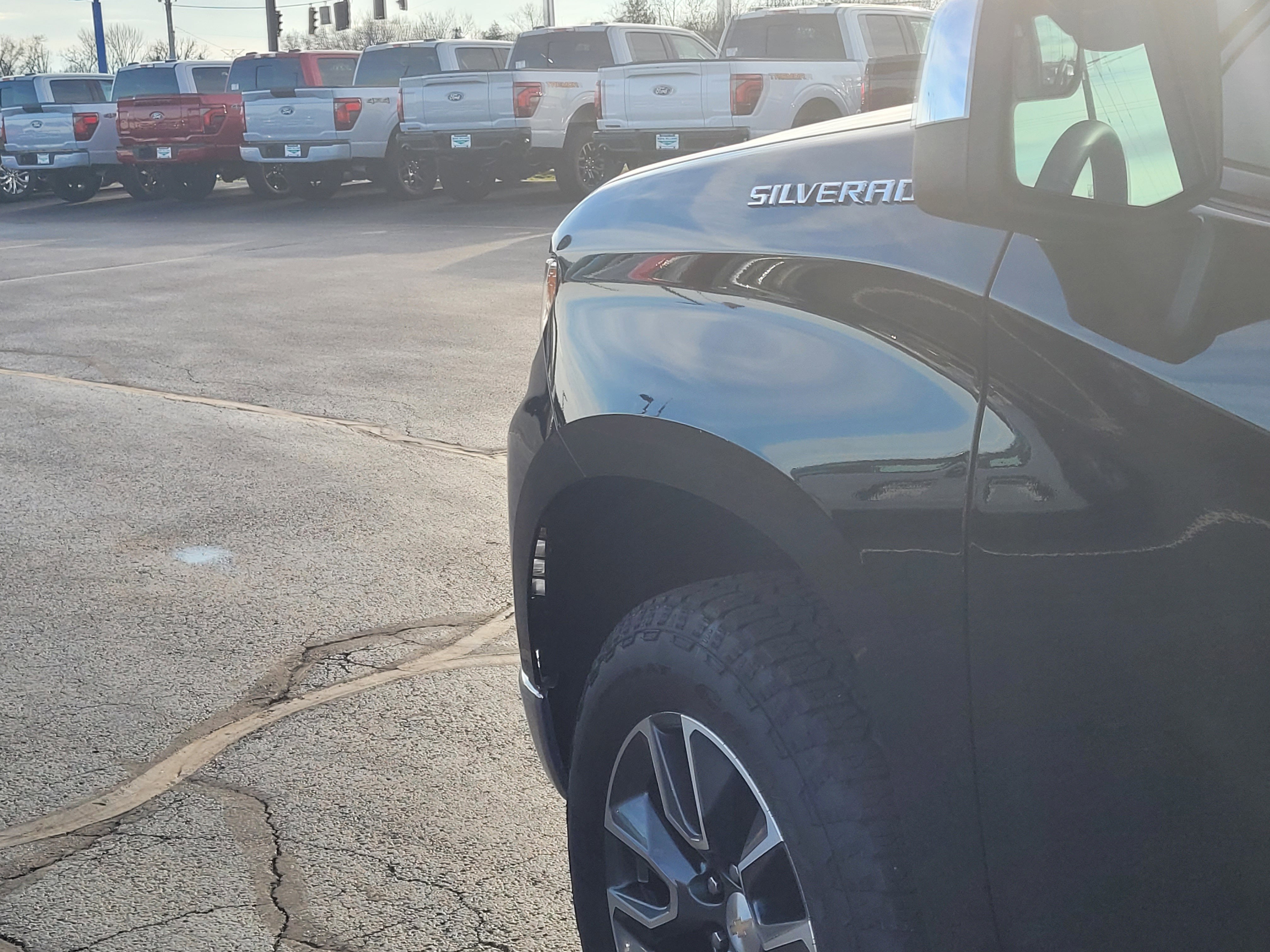 2024 Chevrolet Silverado 1500 LT