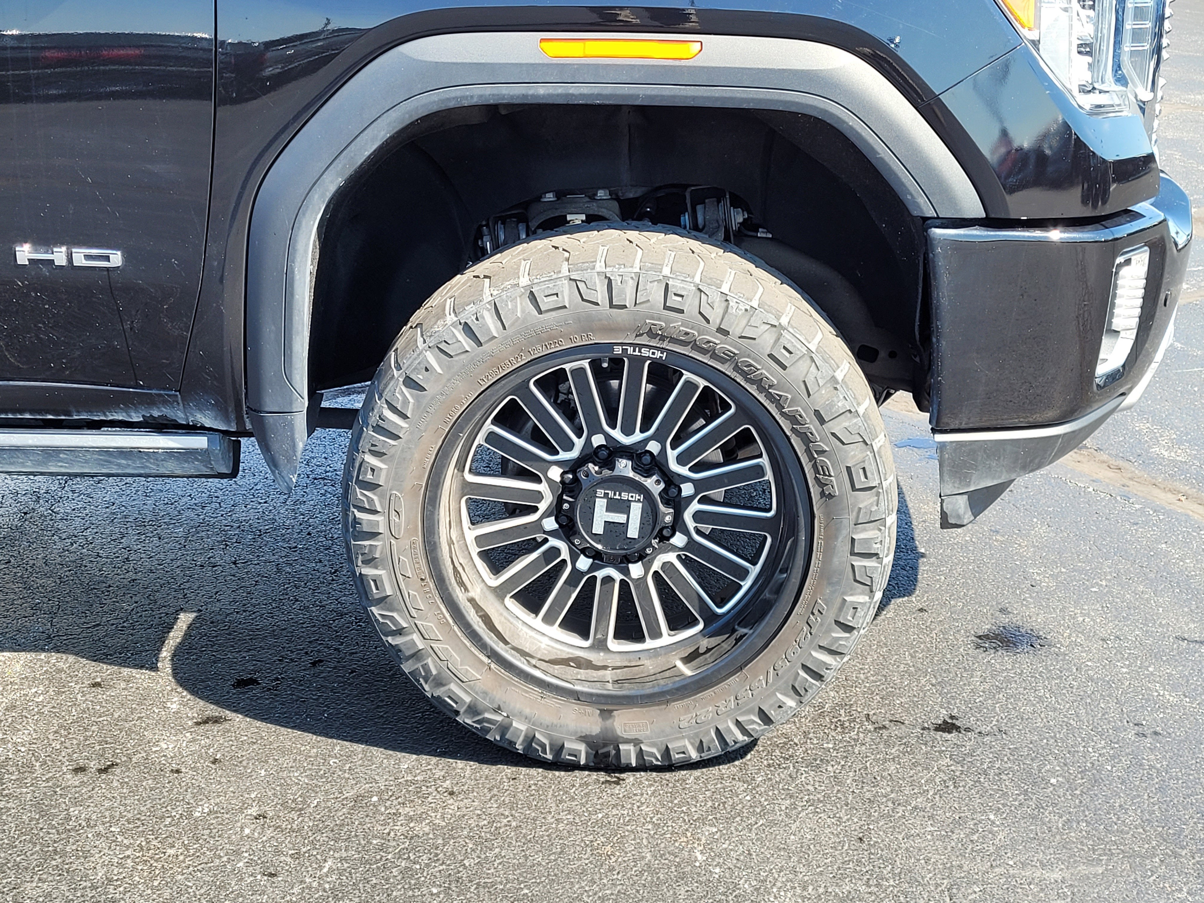 2023 GMC Sierra 2500HD Denali