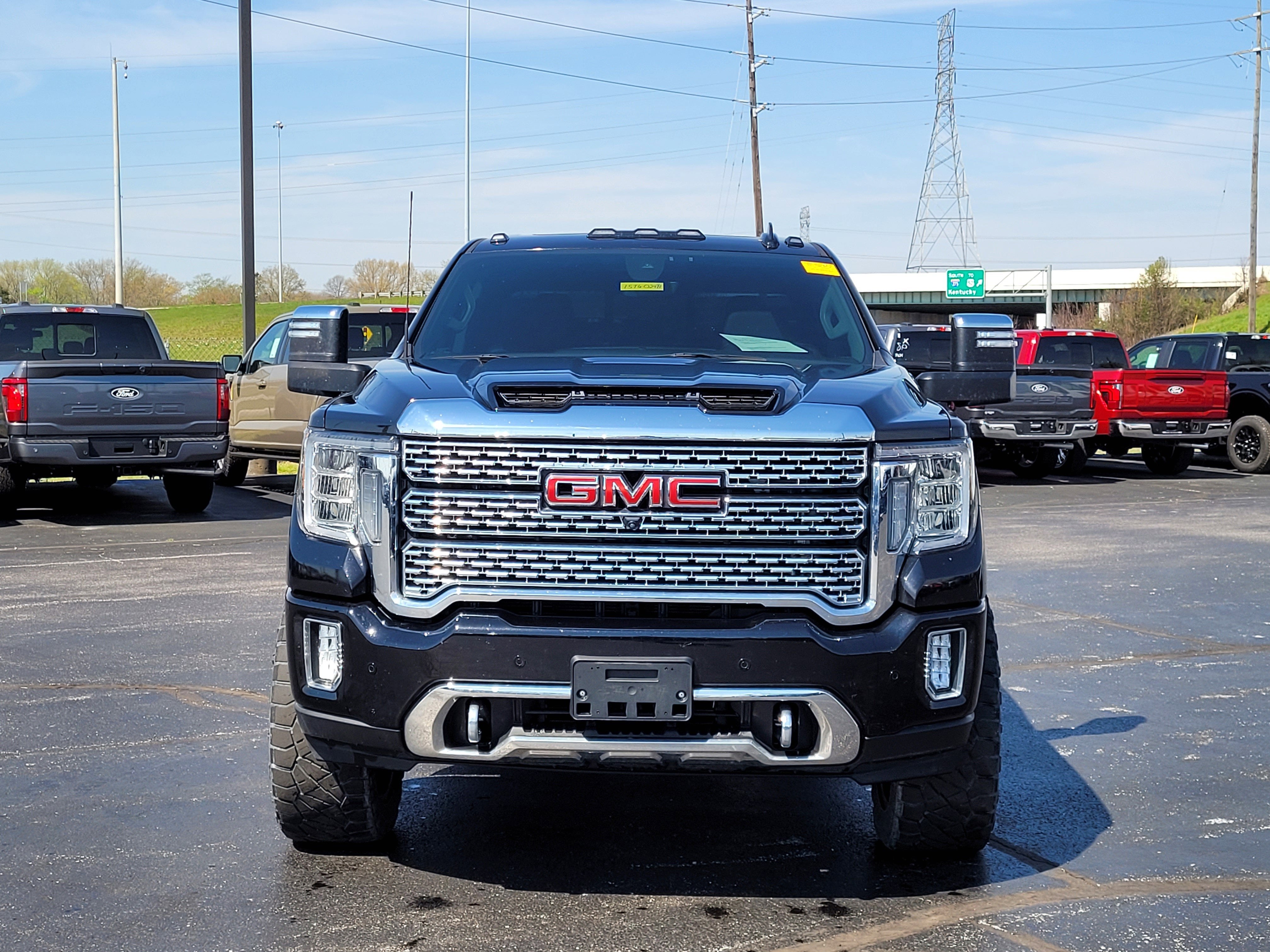 2023 GMC Sierra 2500HD Denali