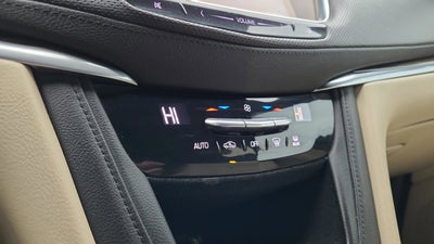 2017 Cadillac XT5 Base