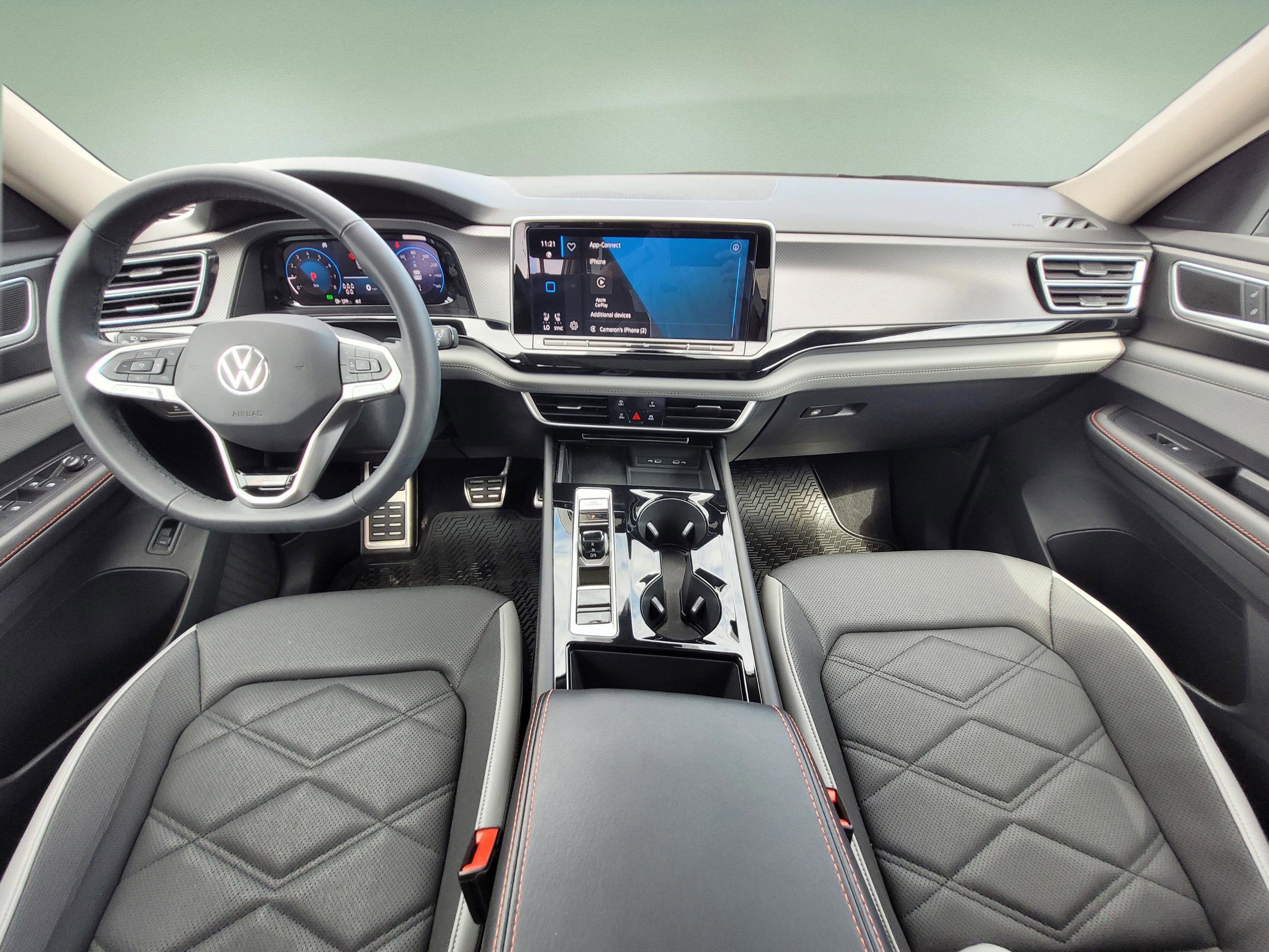 2024 Volkswagen Atlas 2.0T Peak Edition SE w/Technology