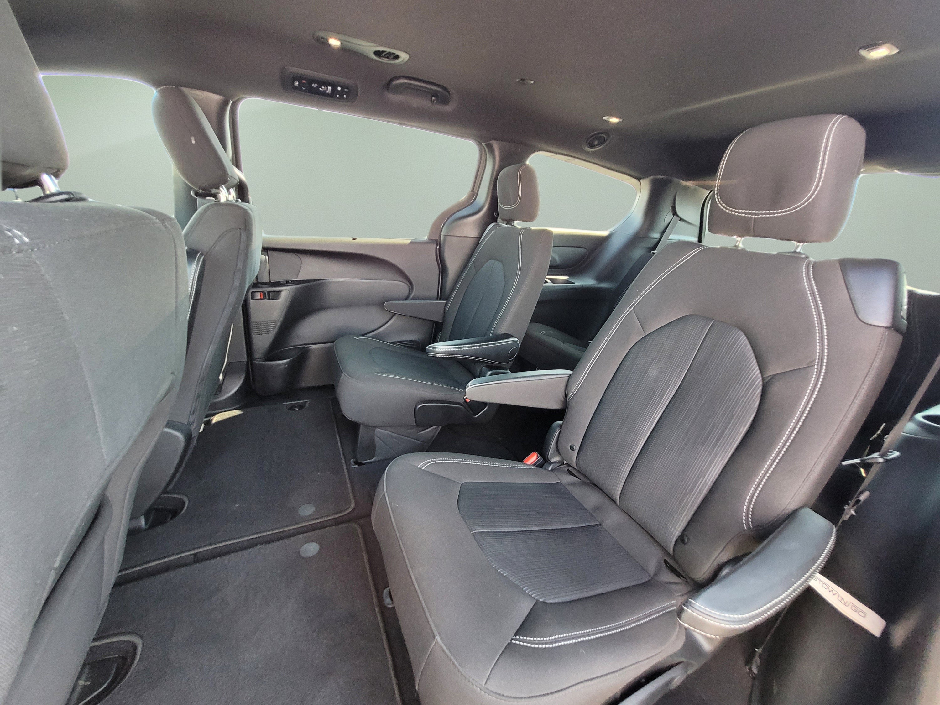 2021 Chrysler Pacifica Touring
