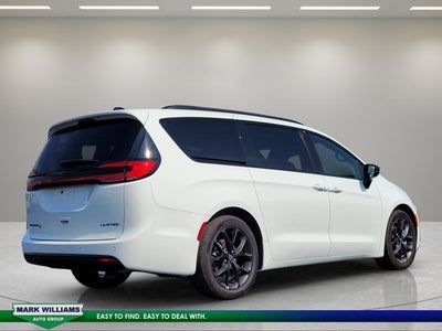 2025 Chrysler Pacifica Limited