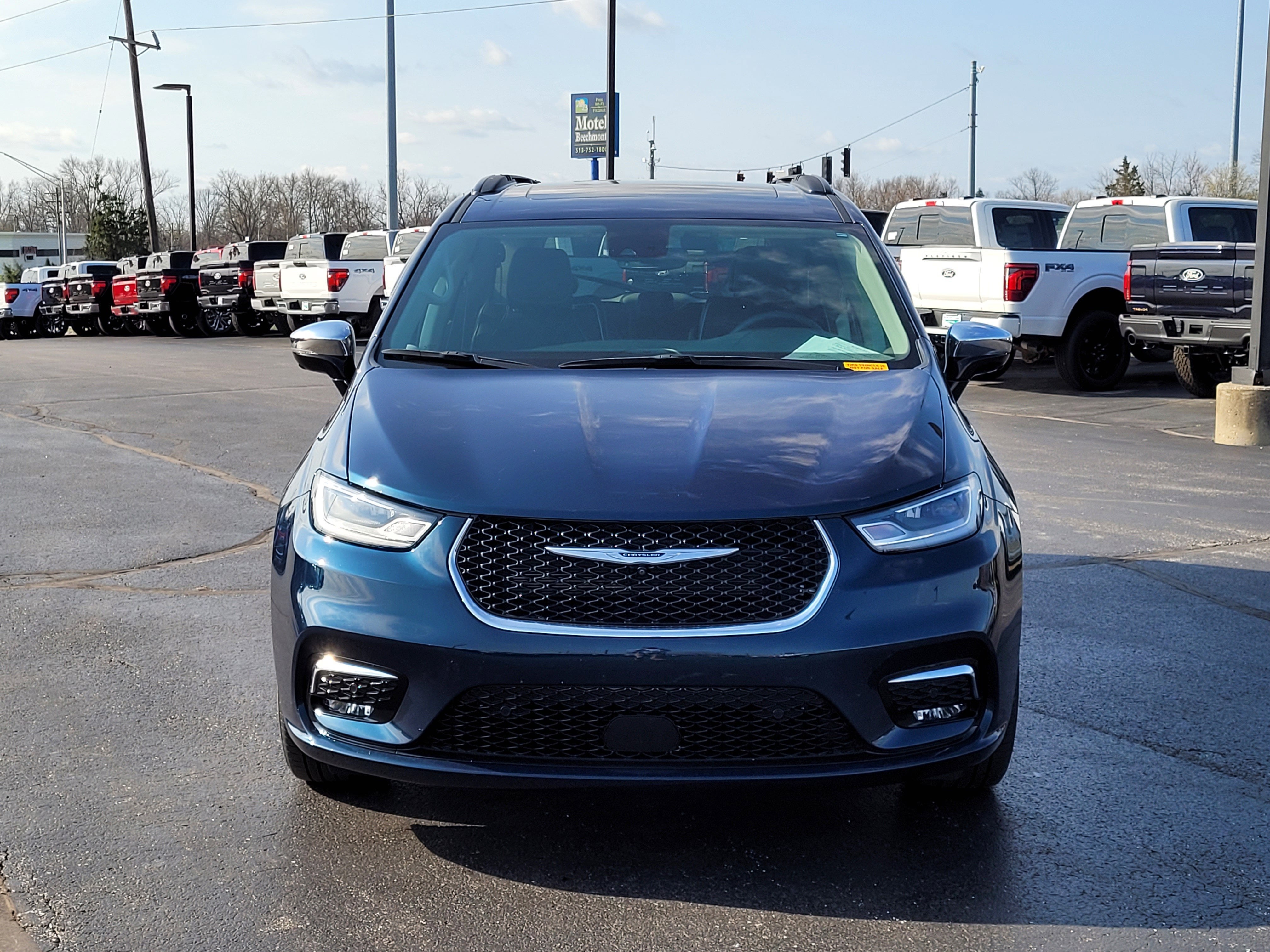 2023 Chrysler Pacifica Limited