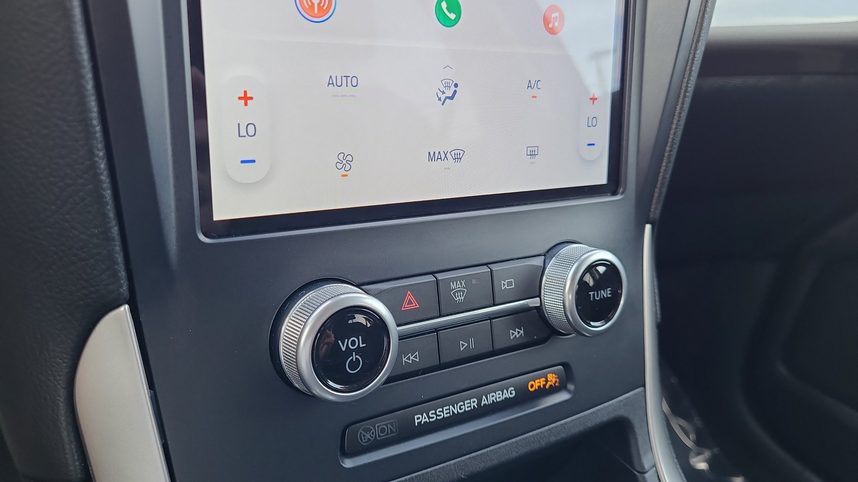 2023 Ford Edge SE