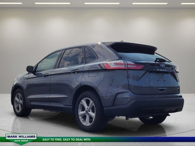 2022 Ford Edge SE