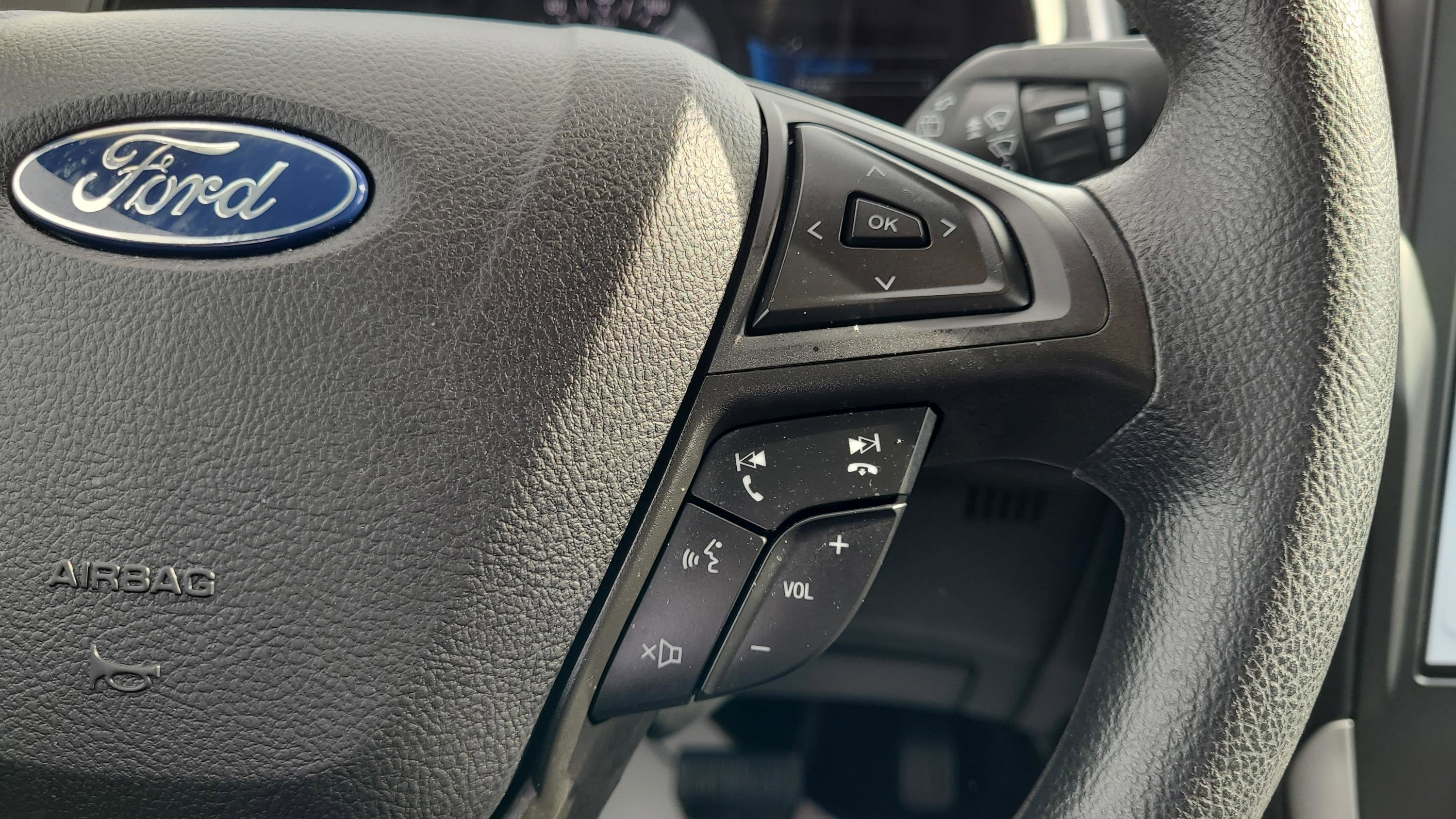 2024 Ford Edge SE
