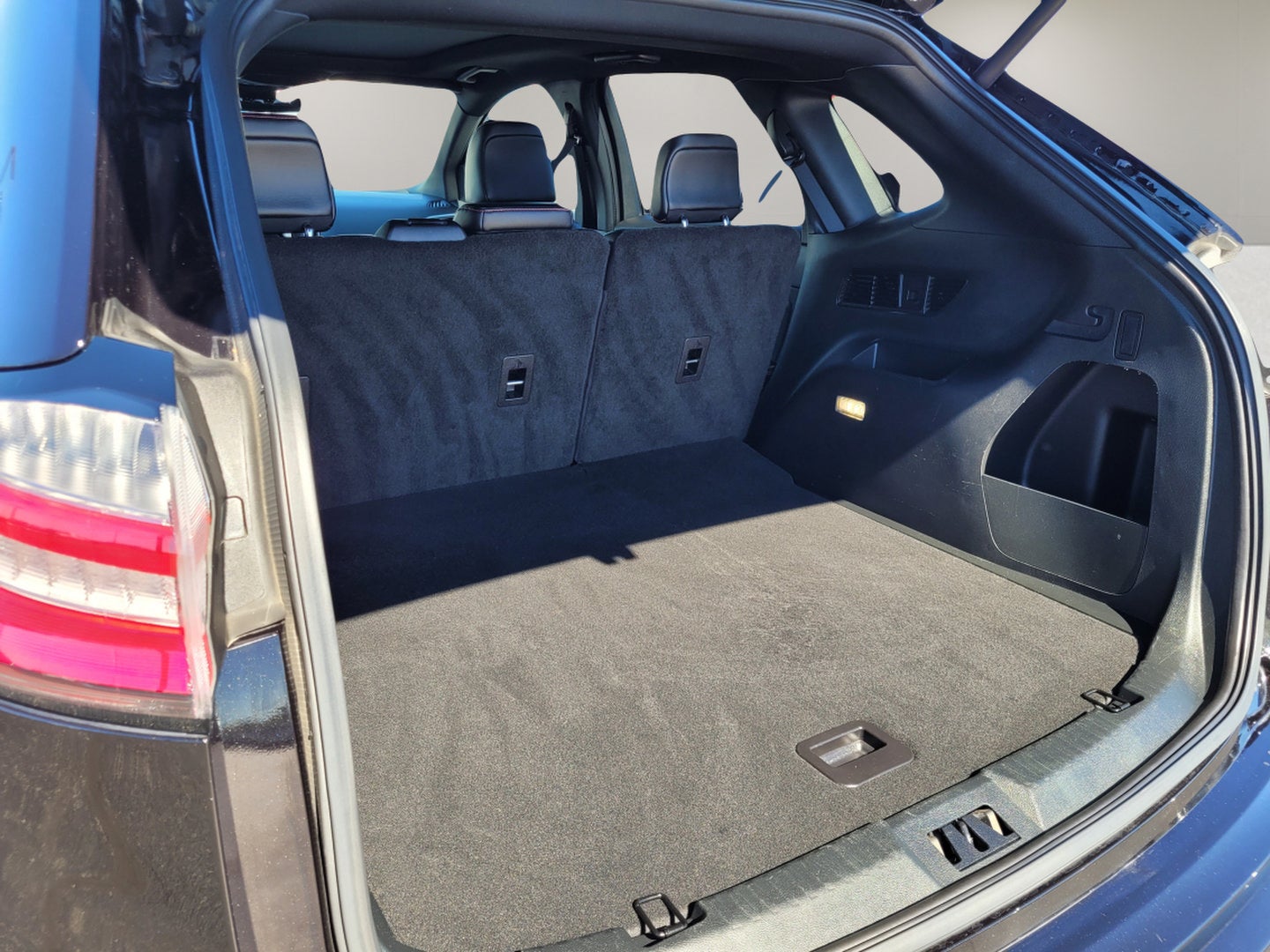 2023 Ford Edge ST Line