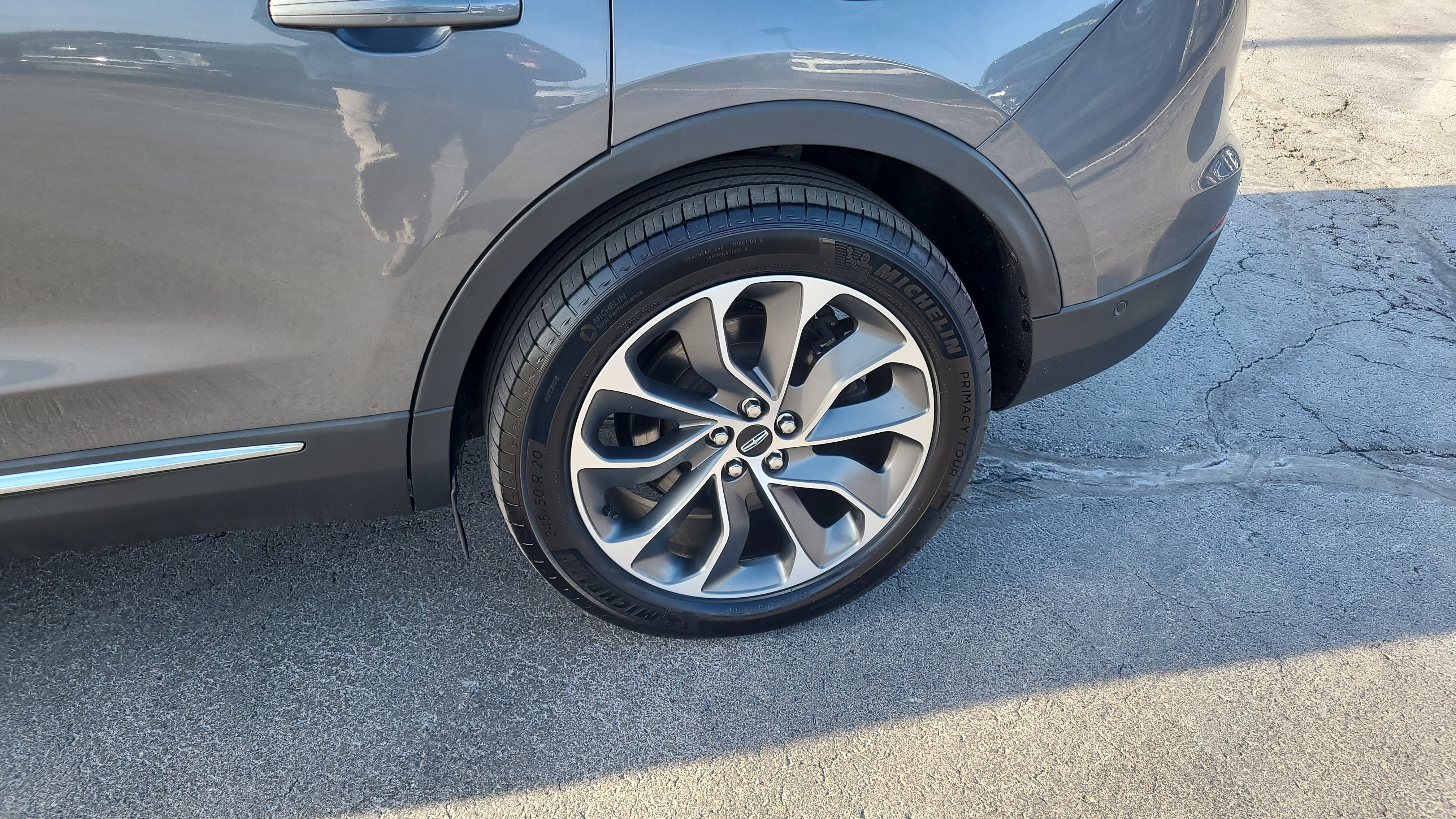 2022 Lincoln Nautilus Reserve