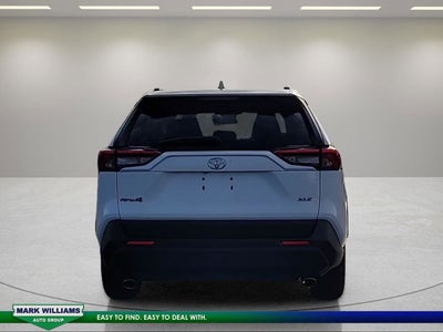 2020 Toyota RAV4 XLE