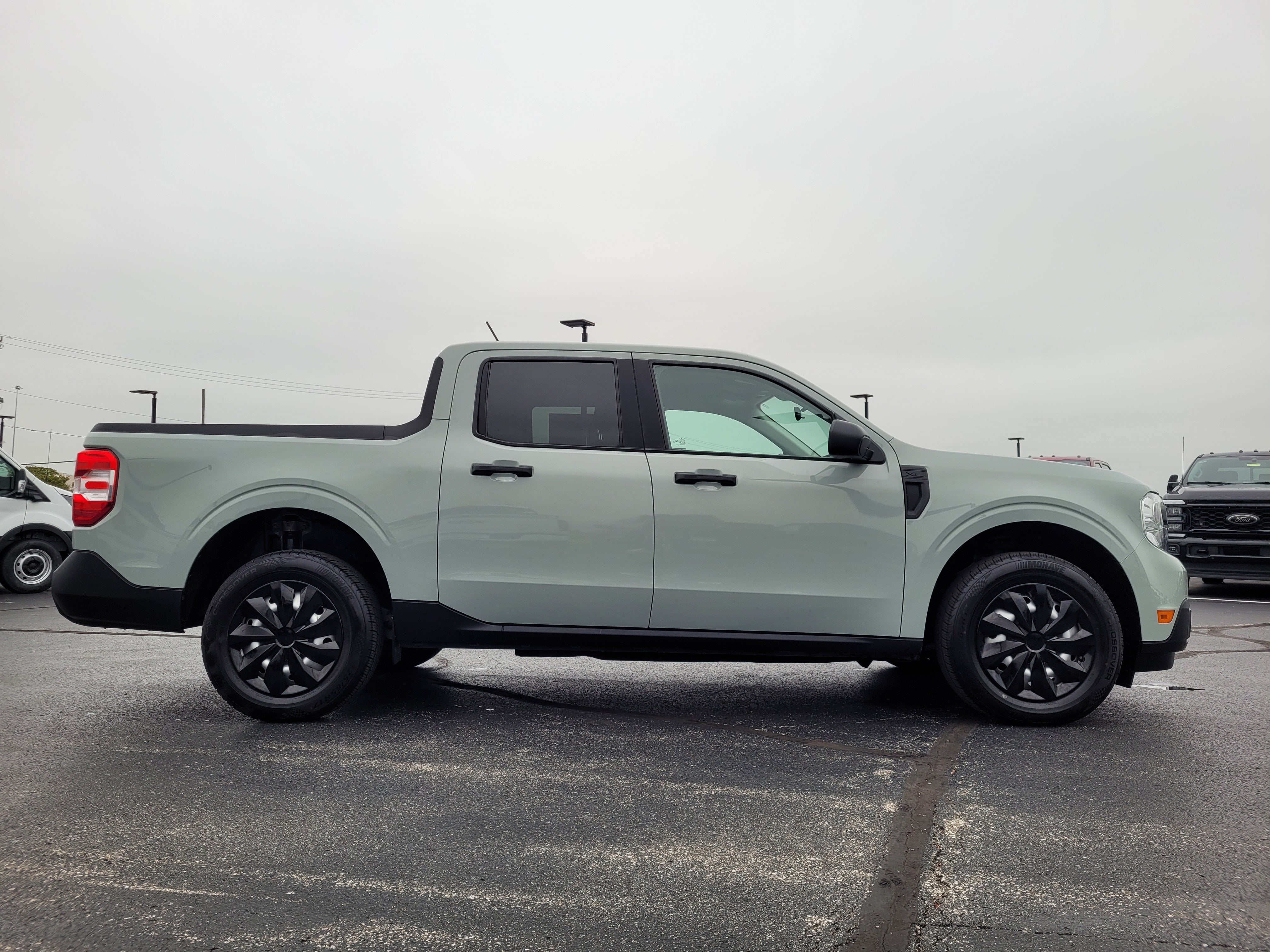 2024 Ford Maverick XL