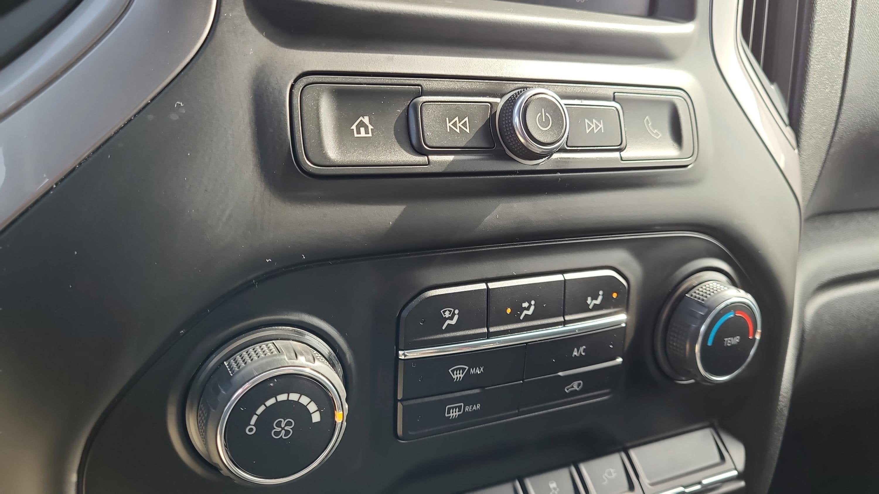 2021 Chevrolet Silverado 1500 Custom