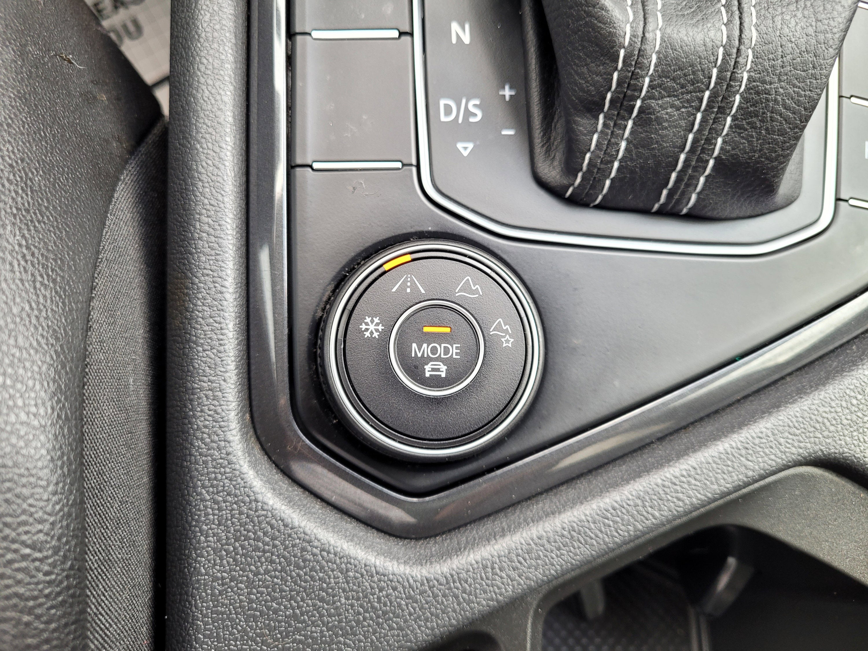 2021 Volkswagen Tiguan 2.0T SEL
