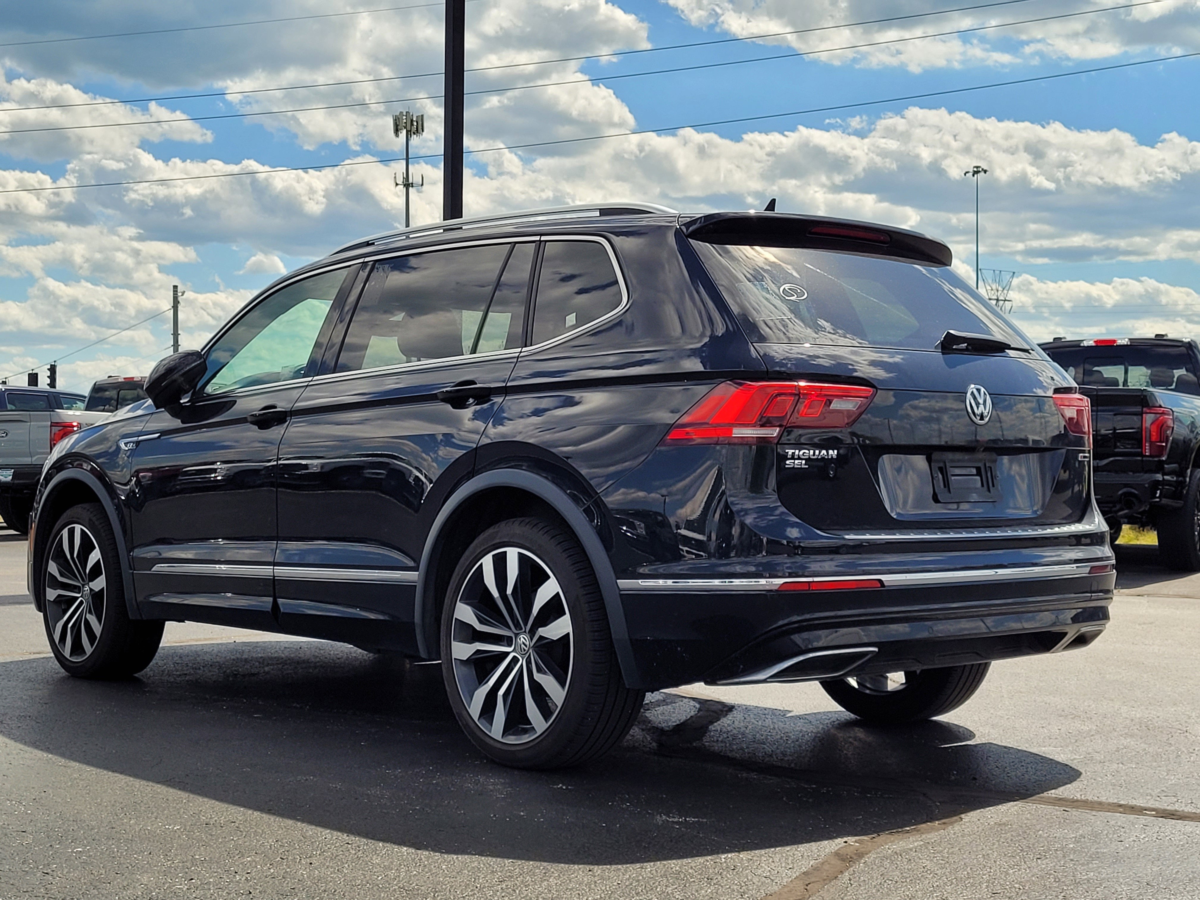 2019 Volkswagen Tiguan 2.0T SEL Premium R-Line 4Motion