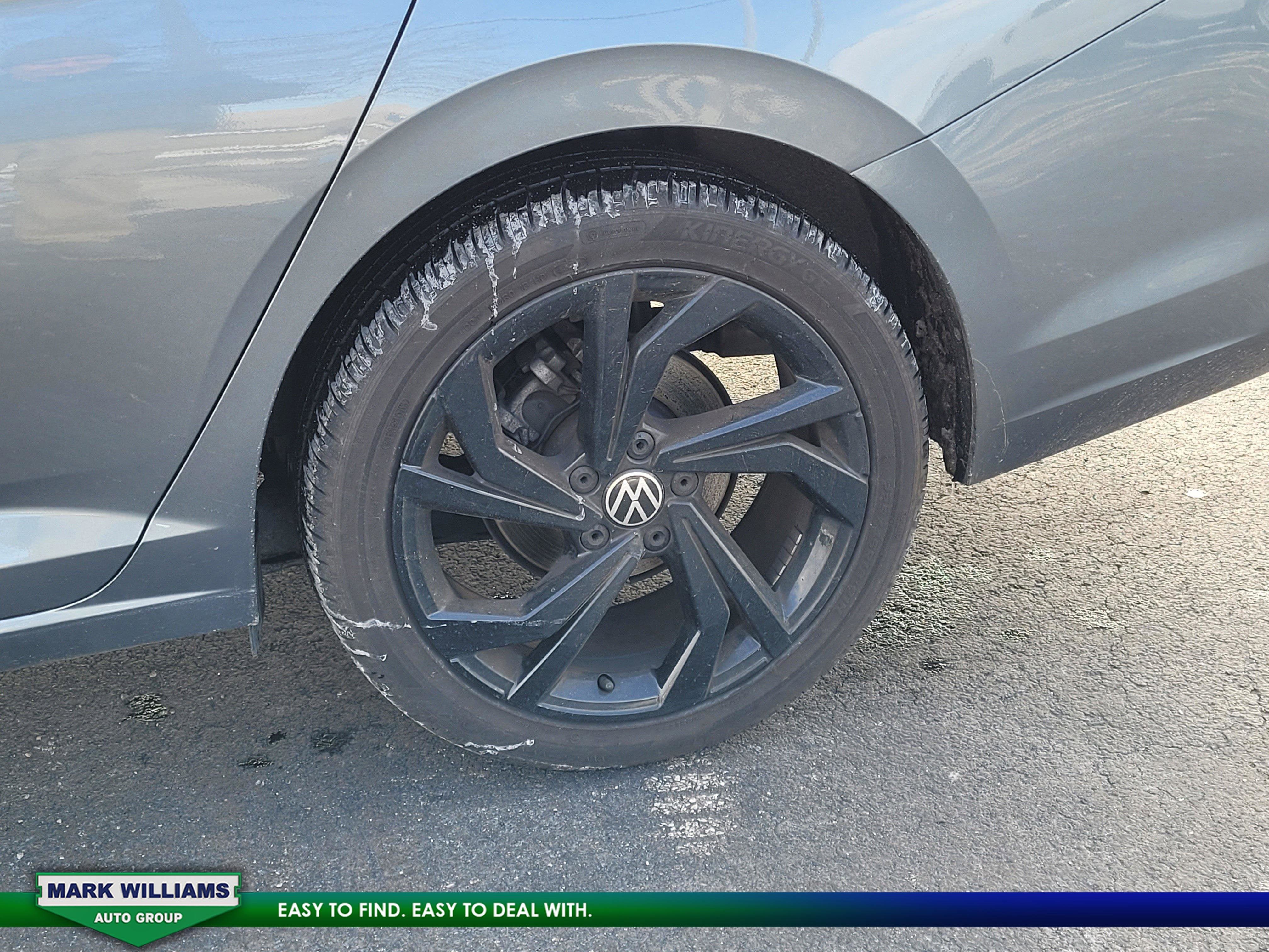 2025 Volkswagen Jetta 1.5T SE