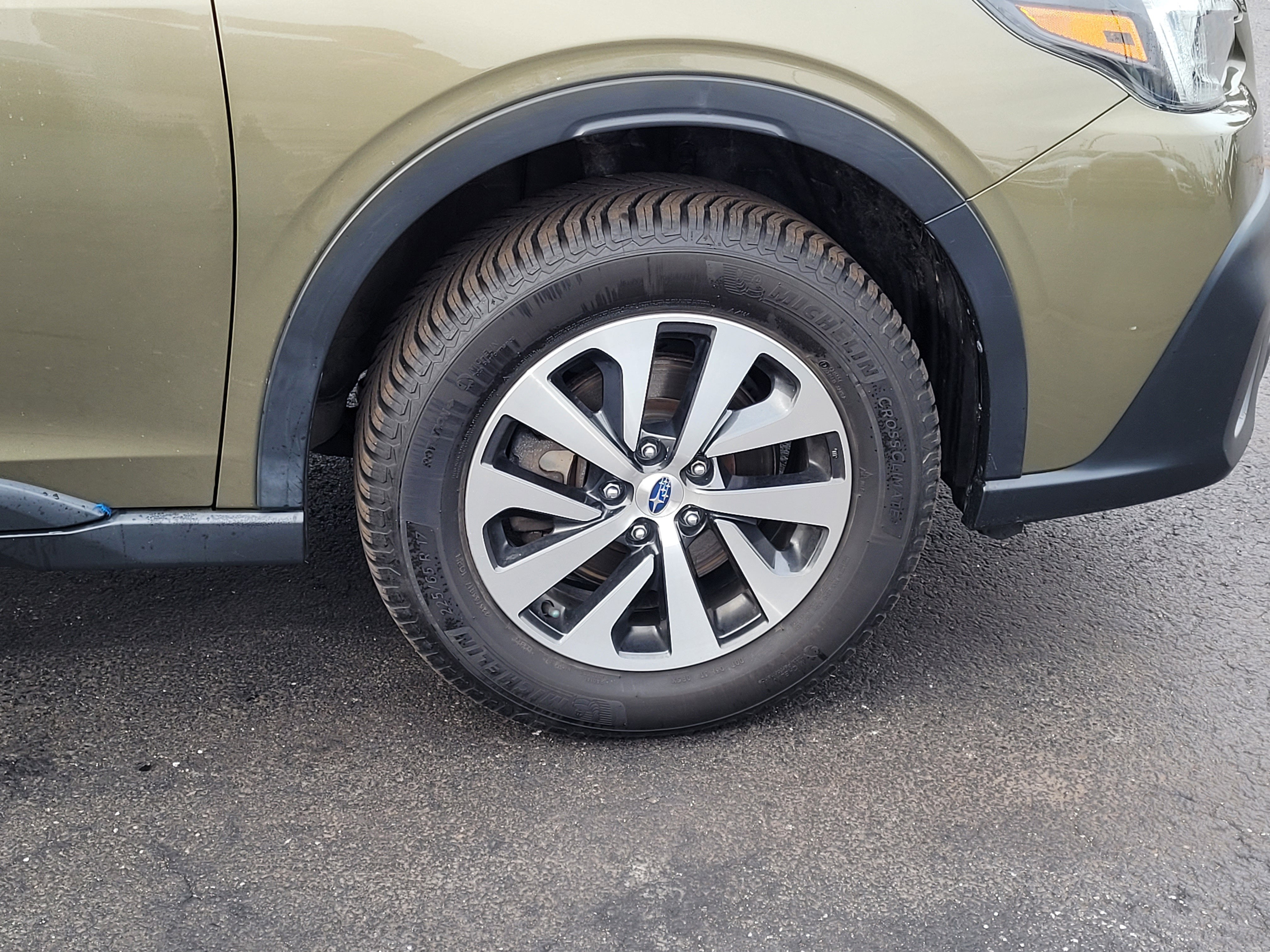 2021 Subaru Outback Premium