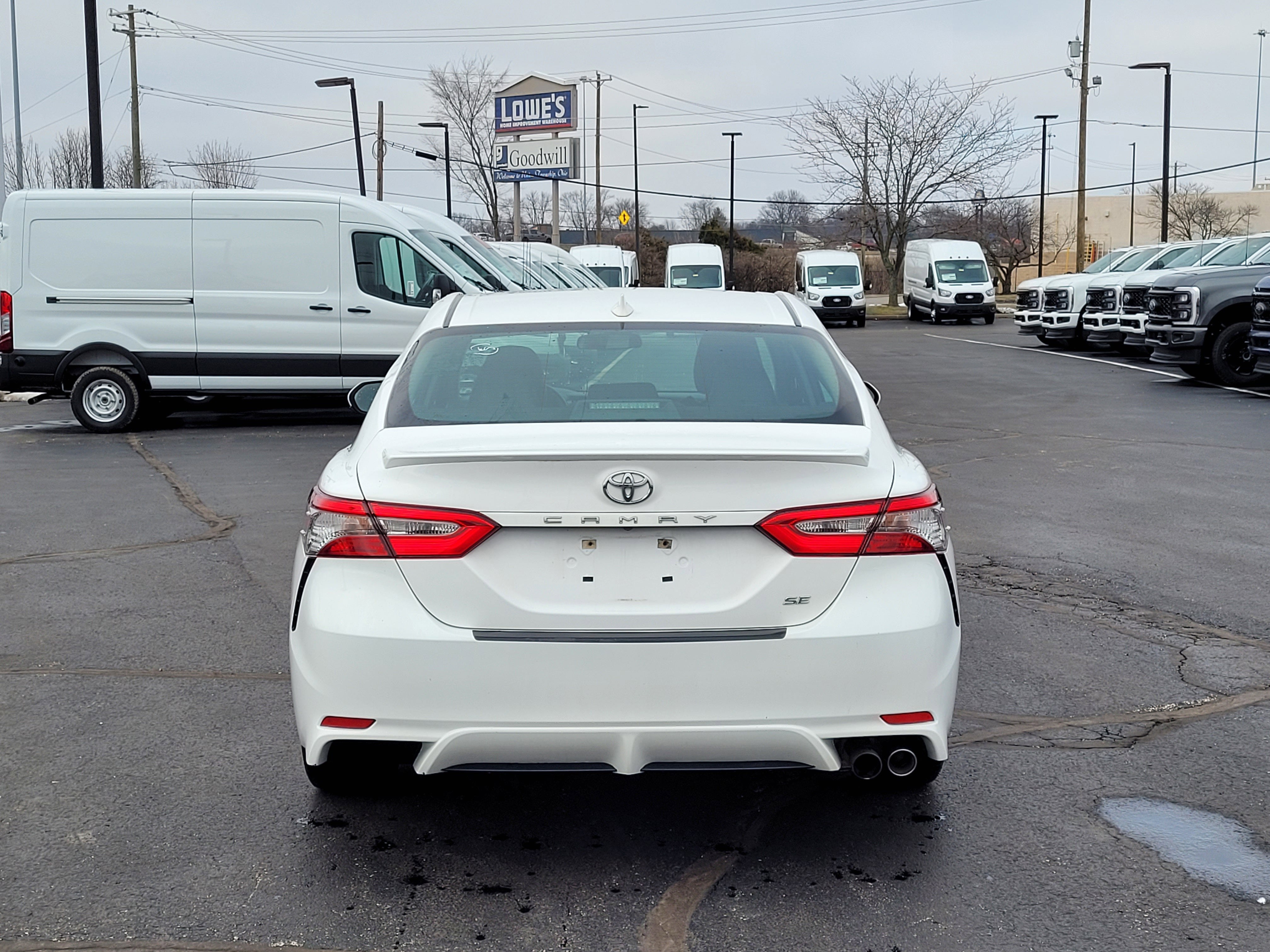 2019 Toyota Camry SE