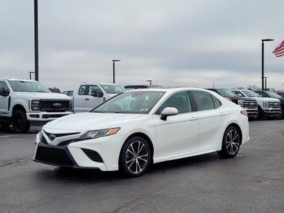 2019 Toyota Camry SE
