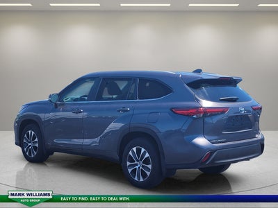 2023 Toyota Highlander Hybrid XLE