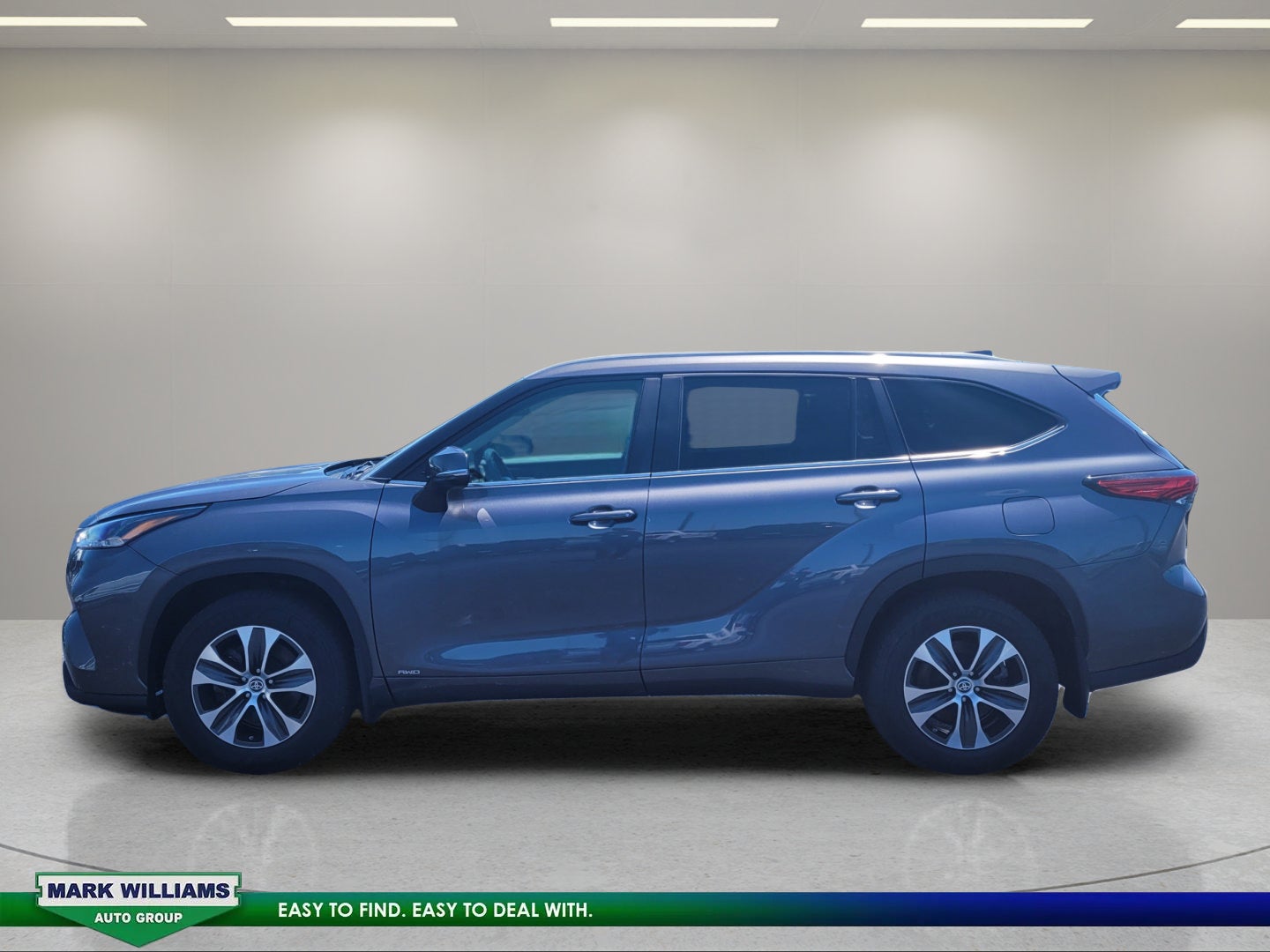 2023 Toyota Highlander Hybrid XLE