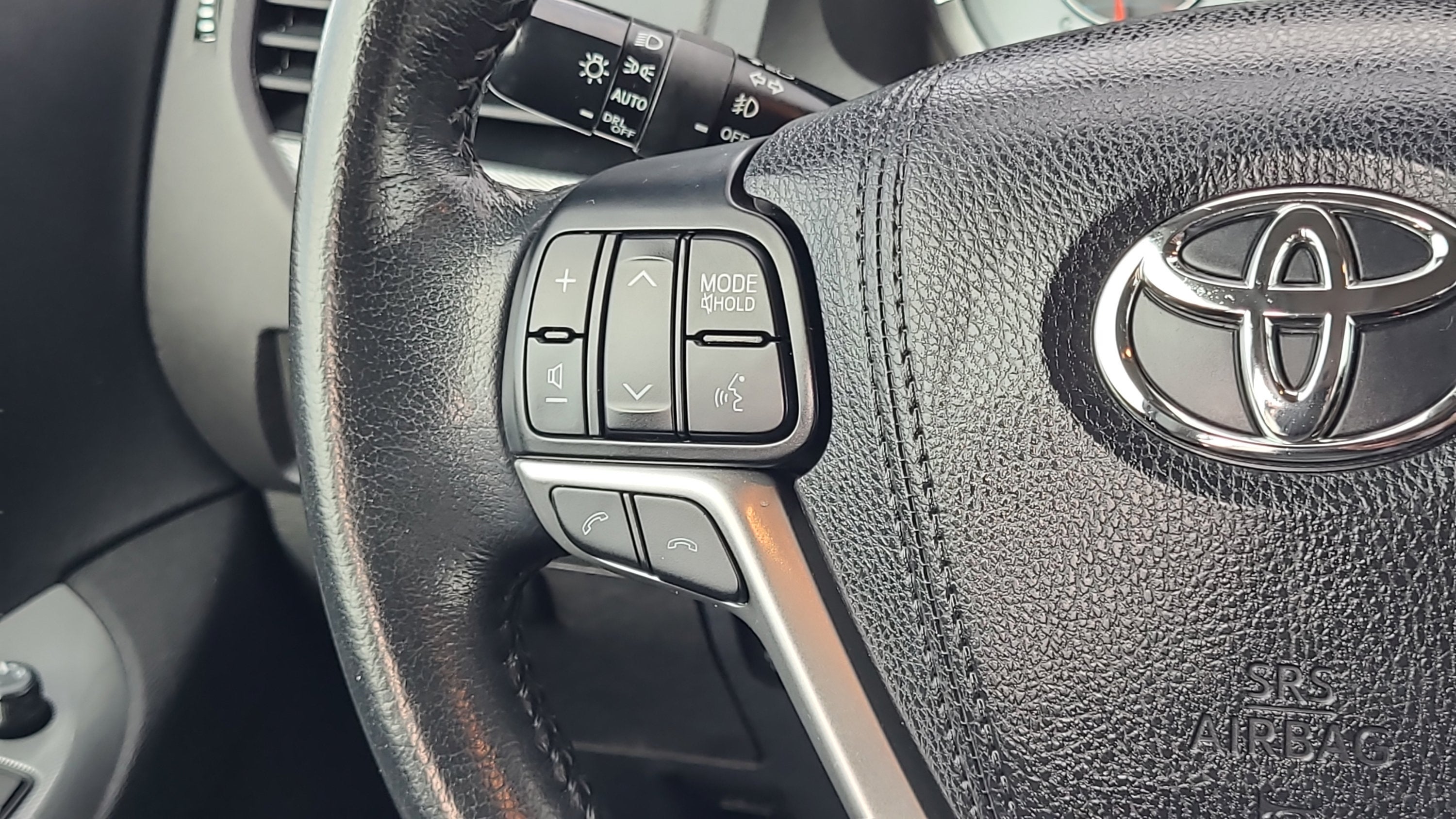 2018 Toyota Sienna SE 8 Passenger