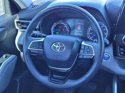 2020 Toyota Highlander Hybrid LE