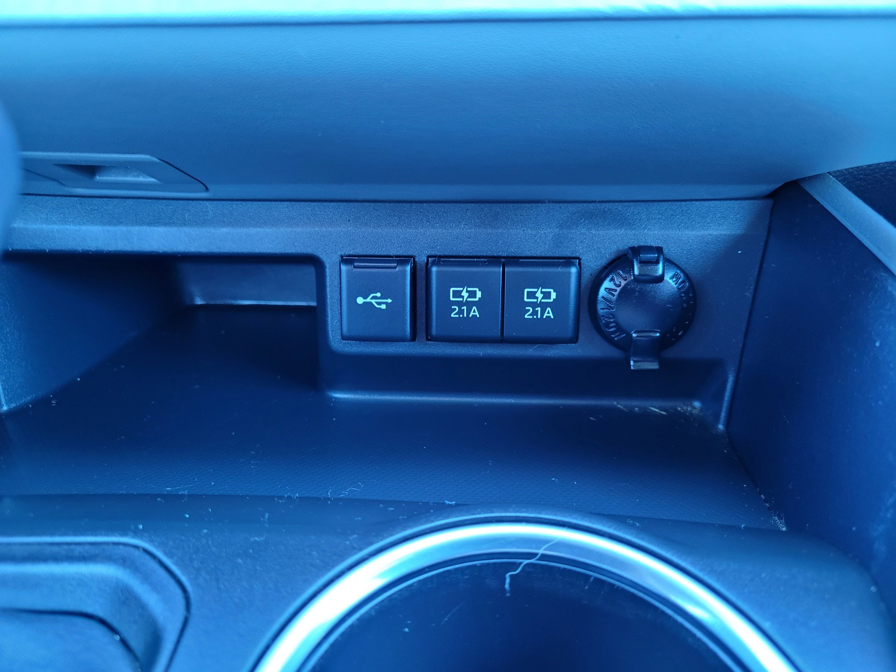 2020 Toyota Highlander Hybrid LE