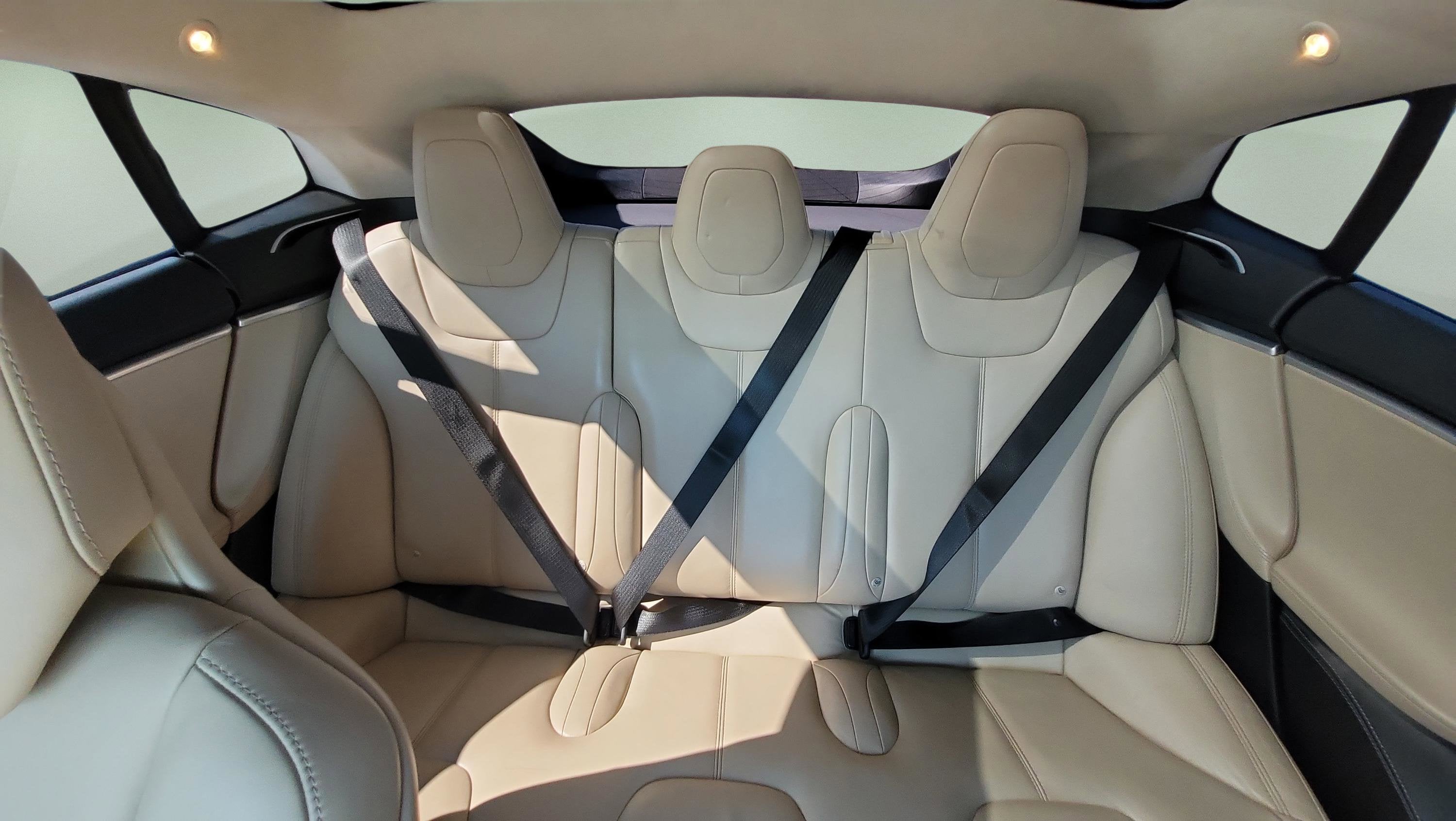 2017 Tesla Model S 90D