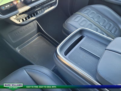 2025 Rivian R1S Adventure