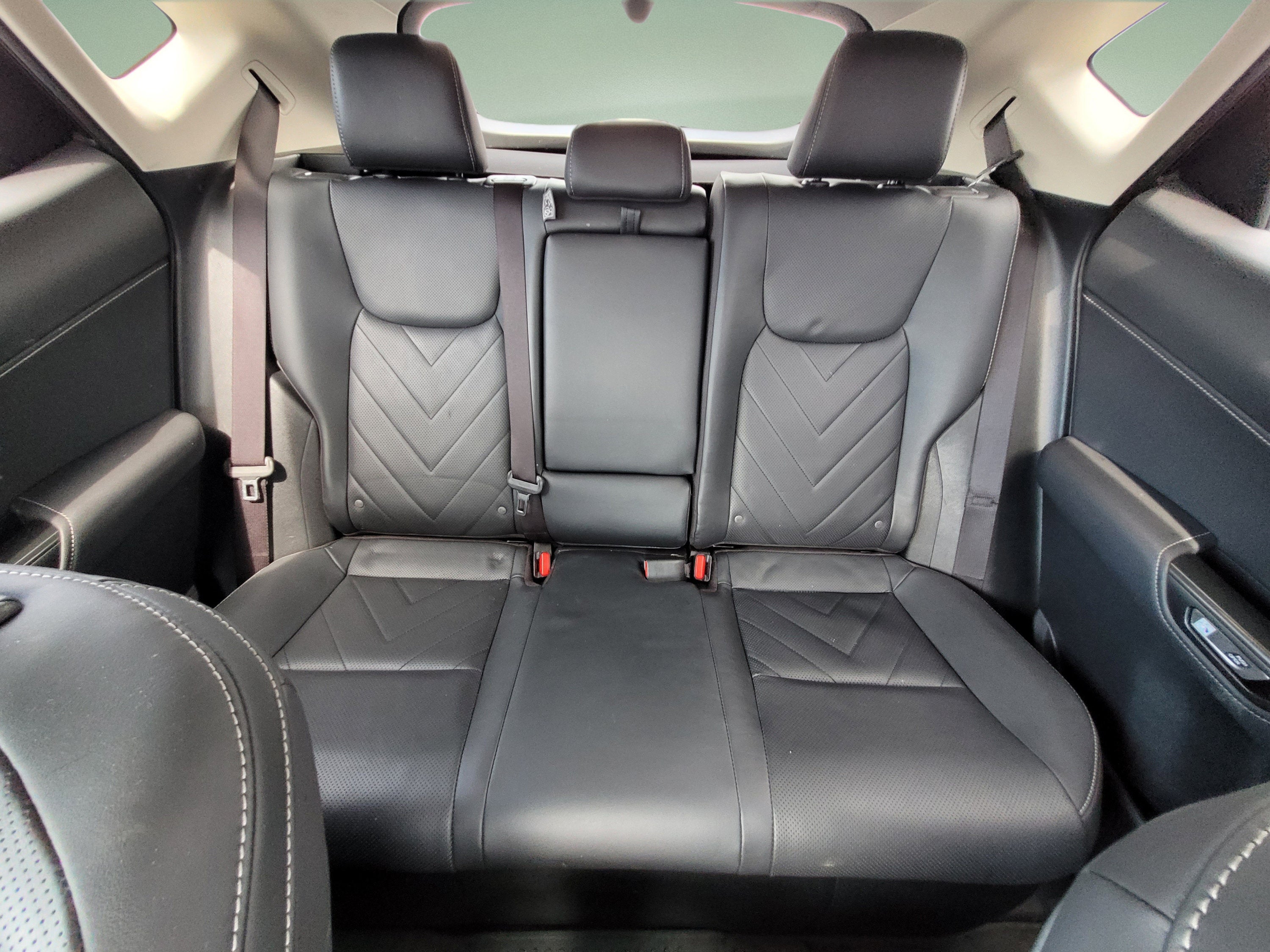 2022 Lexus NX 450h+ Luxury