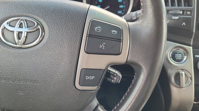 2009 Toyota Land Cruiser Base