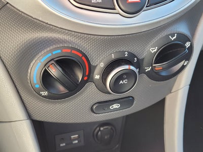 2017 Hyundai Accent Value Edition