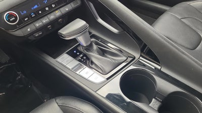 2022 Hyundai Elantra Limited