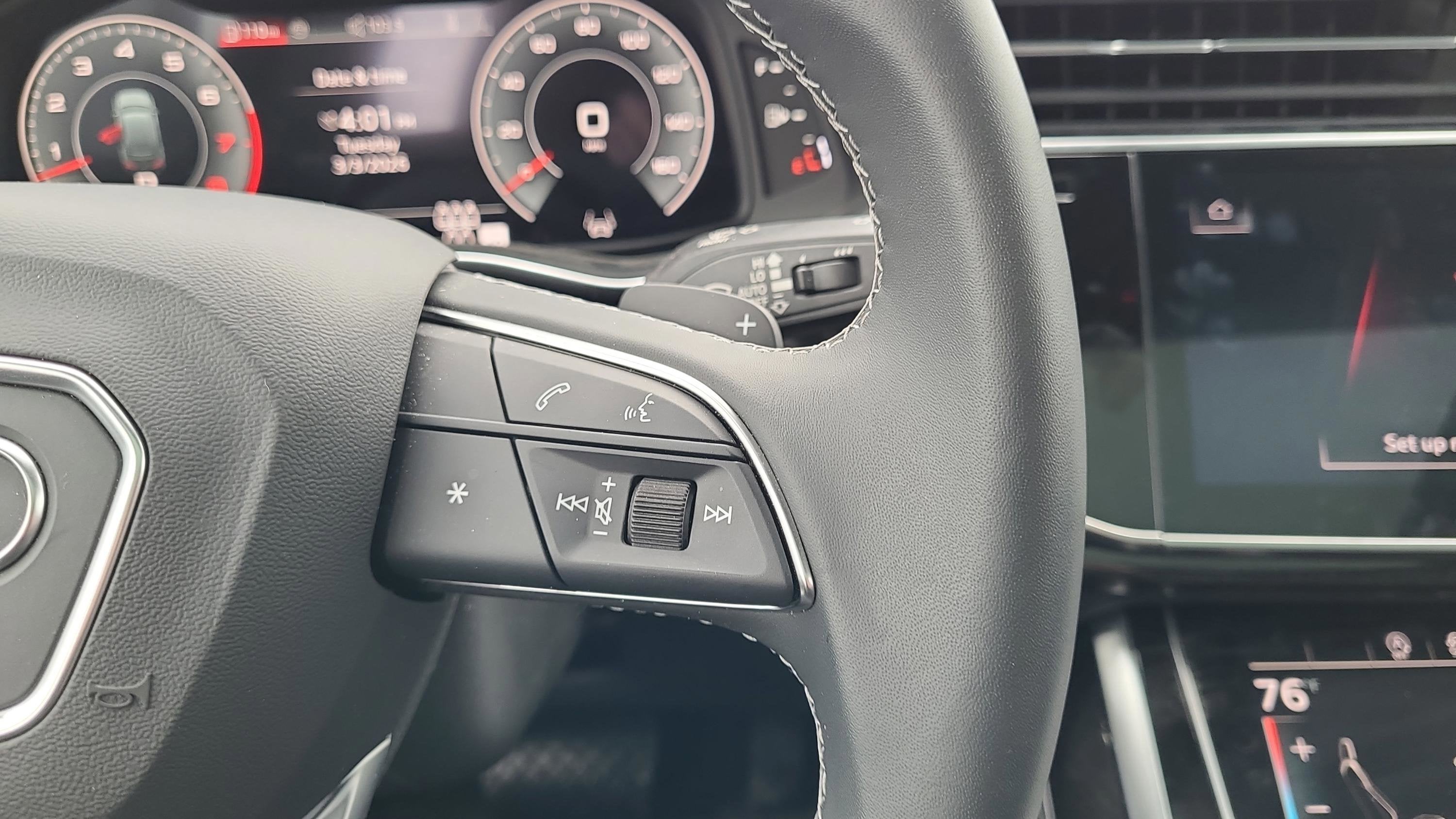 2025 Audi Q7 55 Premium Plus quattro