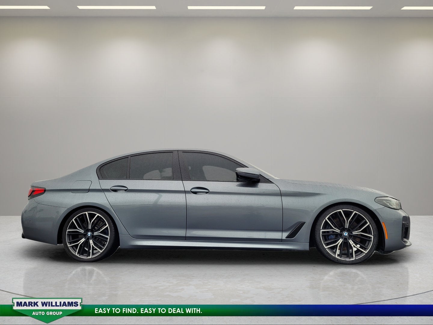 2021 BMW 5 Series M550i xDrive