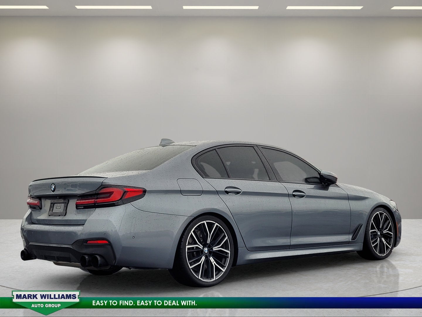 2021 BMW 5 Series M550i xDrive