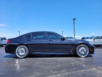 2017 BMW 7 Series 740i