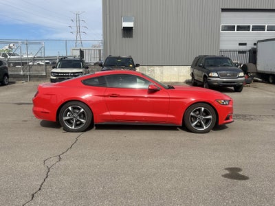 2016 Ford Mustang V6